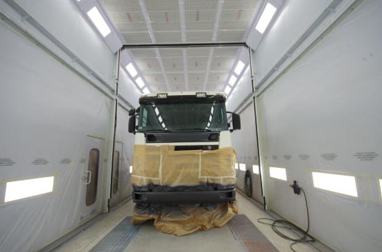 Cabine-de-peinture-poids-lourd copy